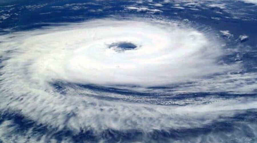 Temperaturförändringar, stormar och förbättringar inför framtiden.